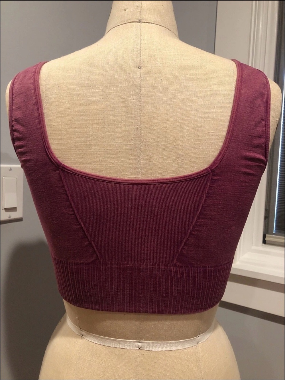 Free People Movement Rounded Square Neck Raspberry Seamless Bralette M/L - Picture 6 of 6